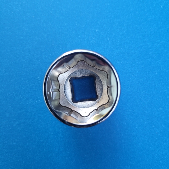 Chrome Socket - Picture 4 of 7